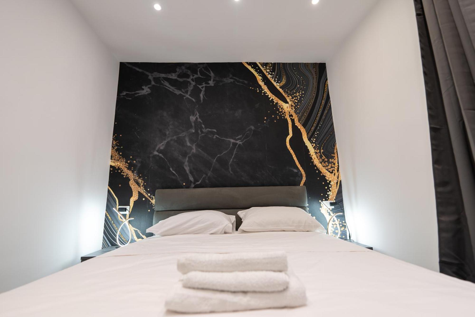 Suites Gaudioso Napoli Center 외부 사진